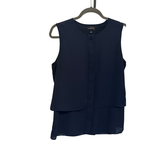 The Limited Women's Medium Navy Blue Button Up Sleeveless Layered Crew Blouse - Picture 3 of 10